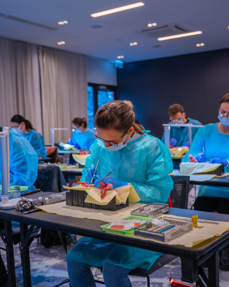 Szkolenie Curriculum Periodontologii u prof. Sculeana ze Szwarcarii